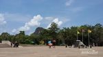 Thailand Punya Tebing dengan Gambar Buddha Raksasa
