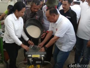 Bikin Penggilingan Padi di Purwakarta, Ini Pesan Rini ke Petani