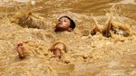 Penampakan Ketinggian Banjir di Sungai Ciliwung