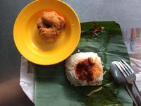 Ini Dia Kedai Nasi Lemak Termurah di Malaysia, Seporsi Cuma Rp 2.400! 