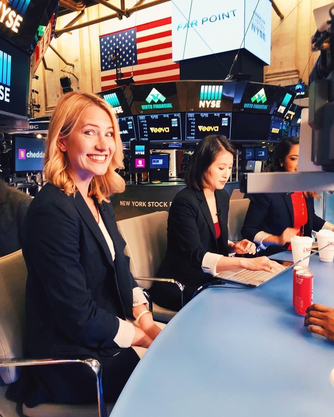 Meski begitu, Alix tidak menyarankan orang-orang mengikuti caranya. Aku benar-benar menempatkan diriku pada situasi yang aku tidak aku rekomendasikan untuk kebanyakan orang, kata wanita yang mengaku hampir membuat orangtuanya jantungan karena keputusan tersebut. Foto: Instagram @alixpeabody