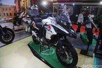 Benelli TRK 502 X. 