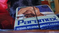 Baginya mimum Paramex sudah menjadi candu, jika tak minum obat ia akan berurusan dengan kepalanya sendiri.