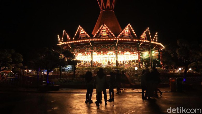 Dufan @Night (Johanes Randy/detikcom) Dufan @Night (Johanes Randy/detikcom)