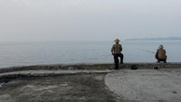 Banyak hal yang bisa dilakukan di Pantai Wonsan, seperti salah satunya memancing (iStock)
