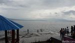 Foto: Seperti Ini Pantai di Danau Toba