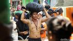 Terobos Banjir, Warga Kampung Melayu Mulai Mengungsi