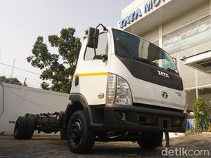 Tata Motors Kenalkan Truk Ringan Tata Ultra 1014 WB 45