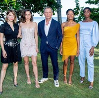 Ini penampilan Lashana Lynch bersama para pemeran  No Time to Die. Penasaran seperti apa gayanya di film tersebut? Kita tunggu saja sampai film tersebut dirilis pada 8 April 2020. (Foto: Getty Images)