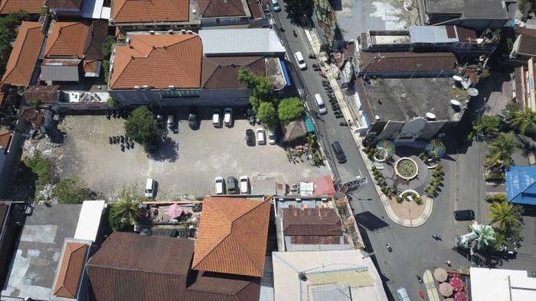 Batal Bikin Restoran, Pemilik Sari Club Siap Jual Tanahnya Rp 7 M/Are Batal Bikin Restoran, Pemilik Sari Club Siap Jual Tanahnya Rp 7 M/Are