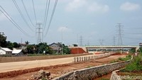 Proses pembangunan proyek jalan Tol Depok-Antasari (Desari) telah memasuki fase kedua. Fase ke II sendiri akan menghubungkan daerah Brigif hingga Sawangan.