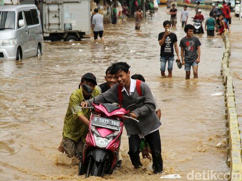 Gugatan Kandas, Ini Argumen 'Gusur untuk Normalisasi Sungai' ala Ahok