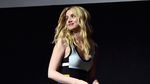 Ana de Armas Bond Girl yang Tampil Seksi Pamer Kaki