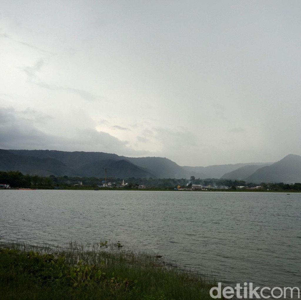 Menhub Turunkan Tim Khusus Awasi Keselamatan Pelayaran di Danau Toba