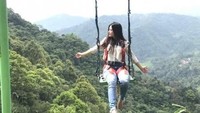 Pabangbon buka Senin hingga Minggu, mulai pukul 08.00 sampai 17.00 WIB. Tetapi, apabila cuaca tidak memungkinkan maka kemungkinan besar akan ditutup lebih awal karena daerahnya yang rawan petir. (Diansf/dTraveler)