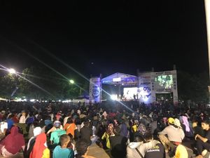 Kemeriahan di Alun-alun Klaten: Pasar Malam Hingga Nella Kharisma