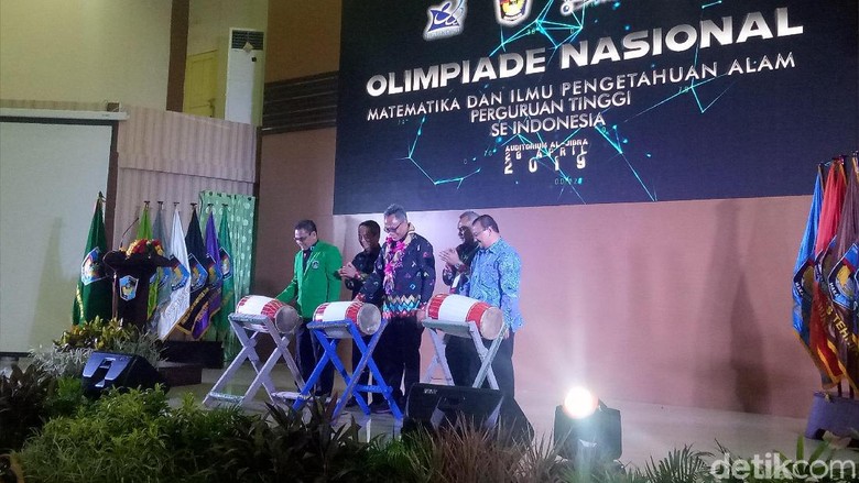Olimpiade Nasional Matematika dan IPA Digelar di Makassar Olimpiade Nasional Matematika dan IPA Digelar di Makassar