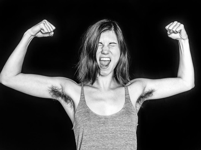 Sejumlah model mengungkap ketidakpedulian mereka terhadap pendapat orang mengenai bulu di tubuhnya. Beberapa dari mereka juga mendapat respon positif dari netizen yang berterima kasih telah mendukung pesan yang memberdayakan wanita.  Foto: Instagram @benhopper