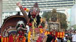 Aksi Srikandi Polwan Gelar Pertunjukan Reog di CFD