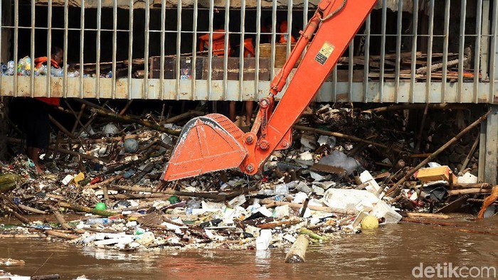 Bagaimana Sembuhkan Sakit Jakarta yang Bikin Harus Pindah Ibu Kota?