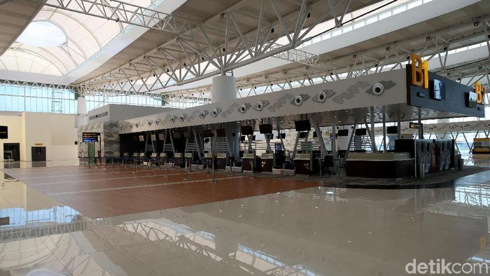 Bandara Internasional Jawa Barat (BIJB) Kertajati saat ini masih menghadapi sepinya penumpang.