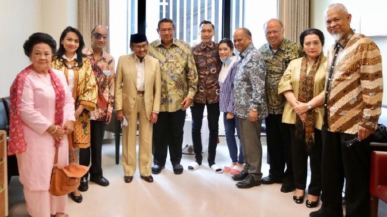 SBY: BJ Habibie Tak Hanya Bapak Demokrasi tapi Juga Bapak Teknologi SBY: BJ Habibie Tak Hanya Bapak Demokrasi tapi Juga Bapak Teknologi
