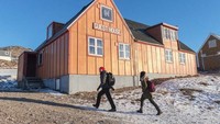 Harga per malam di Ittoqqortoormiit Guest House sekitar Rp 1 juta. Berminat menginap di sini? (hotels.com)