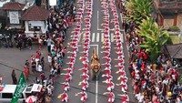 Festival tersebut merupakan salah satu rangkaian Hari Puputan Klungkung dan HUT Kota Semarapura ke-27. ANTARA FOTO/Fikri Yusuf.