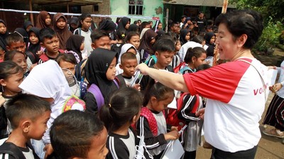 Donasi Fasilitas untuk Penunjang Pendidikan