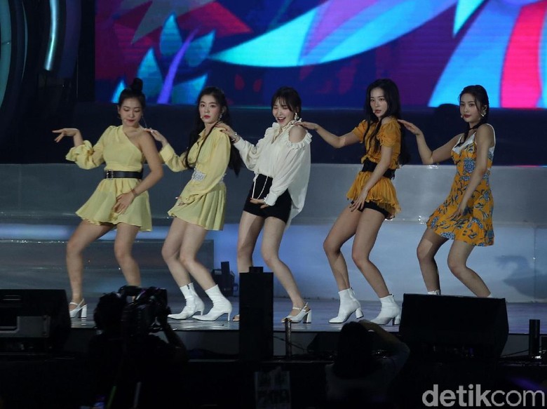 7 Fakta Red Velvet yang Baru Comeback Lewat Lagu Umpah Umpah/Foto: (Agung Pambudhy/detikcom) 7 Fakta Red Velvet yang Baru Comeback Lewat Lagu Umpah Umpah/Foto: (Agung Pambudhy/detikcom)