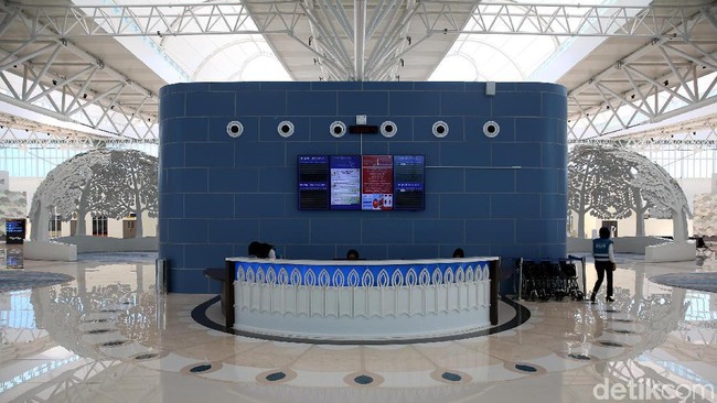 Sampai Kapan Bandara Kertajati Sepi?