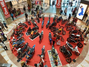 Motor Modifikasi Honda Buat Sesak Mal di Pekanbaru