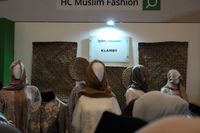 Jelang Puasa, Ratusan Hijabers Antre Beli Koleksi Lebaran Brand Lokal Ini