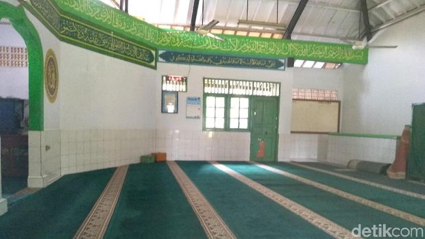 Warga Kembali ke Rumah, Posko Pengungsian Banjir Cililitan Kosong Pagi Ini