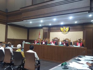 Staf Kemenpora Tuding Aspri Imam Nahrawi Kerap Sunat Dana Bantuan