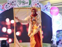2 Hijabers Pukau Juri Sunsilk Hijab Hunt Bawakan Puisi dengan Alunan Musik