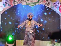 2 Hijabers Pukau Juri Sunsilk Hijab Hunt Bawakan Puisi dengan Alunan Musik