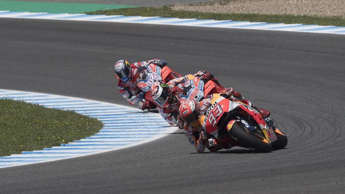 Marc Marquez saat memimpin race MotoGP Spanyol di Jerez musim lalu. (Foto: Mirco Lazzari gp/Getty Images0