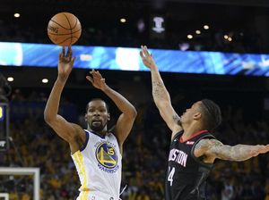 Hasil NBA: Warriors dan Celtics Menang di Game 1 Semifinal