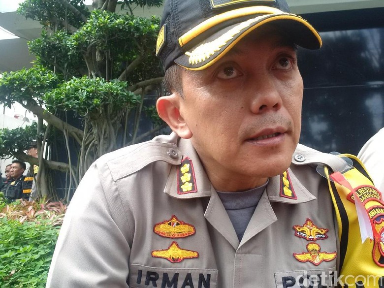 Kasus Miras untuk Mahasiswa Papua, Kapolsek Sukajadi Dibebastugaskan Kasus Miras untuk Mahasiswa Papua, Kapolsek Sukajadi Dibebastugaskan