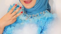 Wanita yang baru berusia 27 tahun ini mendapat suara lebih besar dibandingkan dua senior petahana, Mohamad Prakosa dan Dewi Aryani. Namanya digadang-gadangkan akan berhasil melaju ke Senayan. Foto: Instagram kusumaparamithawidya