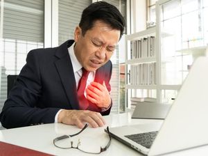 Berdebar Tahu Gaji DPR Tinggi? Cek Gejala Sakit Jantung di Sini