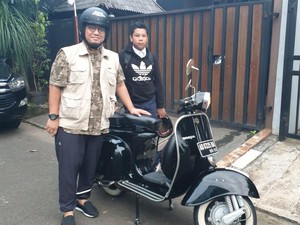 Pajak Vespa Dahnil Anzar Telat 4 Tahun, Jadi Berapa Totalnya?
