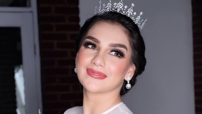 Foto: Pesona Irish Bella Saat Menikah, Dipuji Mirip Ratu Telenovela Thalia