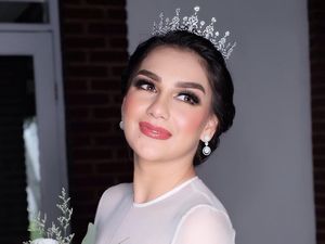 Foto: Pesona Irish Bella Saat Menikah, Dipuji Mirip Ratu Telenovela Thalia