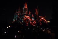Pertunjukan cahaya di Kastil Hogwarts (Amanda Edwards/Getty Images)