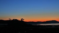Banyak tur operator yang menawarkan perjalanan ke Korea Utara termasuk ke Pantai Wonsan. Selamat datang di pantainya, sampai menikmati suasana senja (iStock)