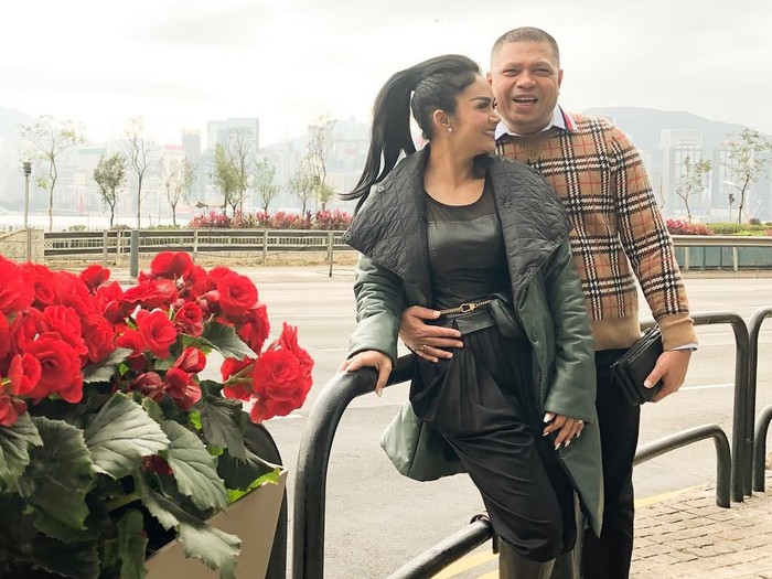 Krisdayanti dan Raul Lemos