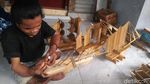 Miniatur Perahu Pinisi Karya Difabel Keren Banget