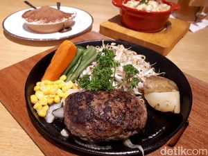 Perut Kenyang Santap Hamburg Steak Lezat Berukuran 120 Gram